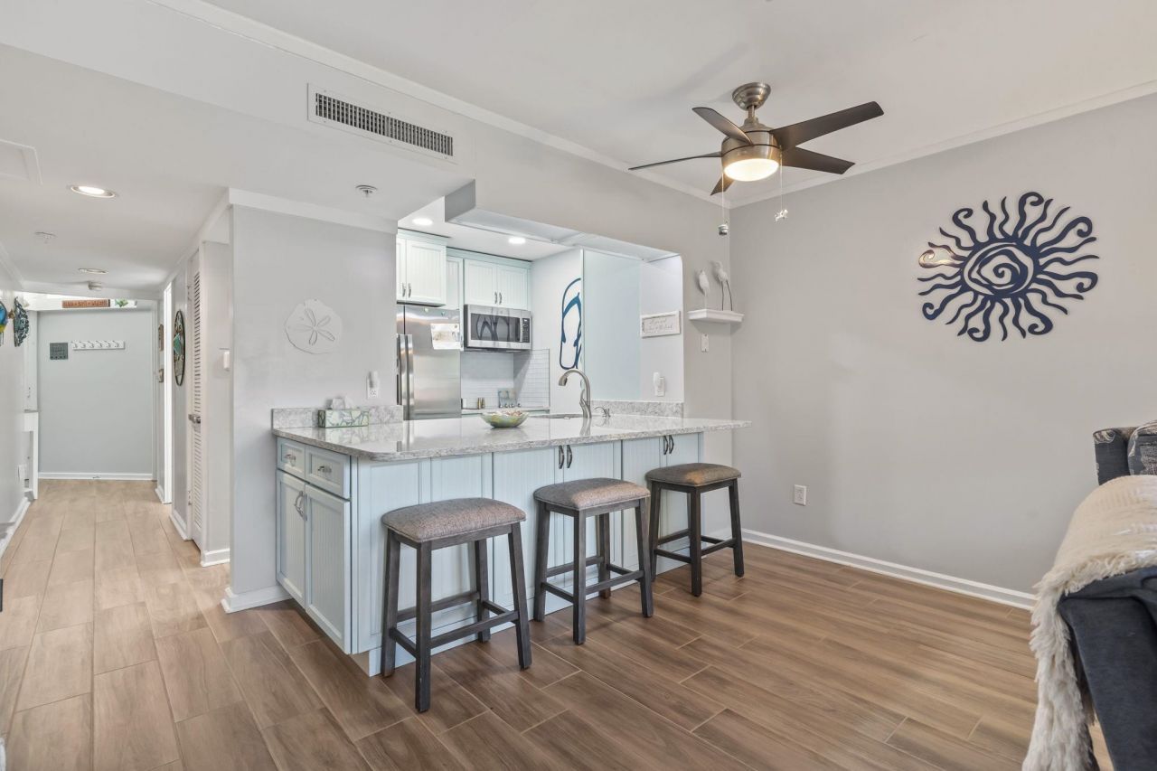 415 Ocean Creek Dr.  Photo 21