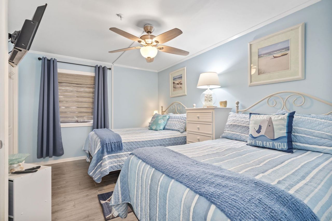 415 Ocean Creek Dr.  Photo 38