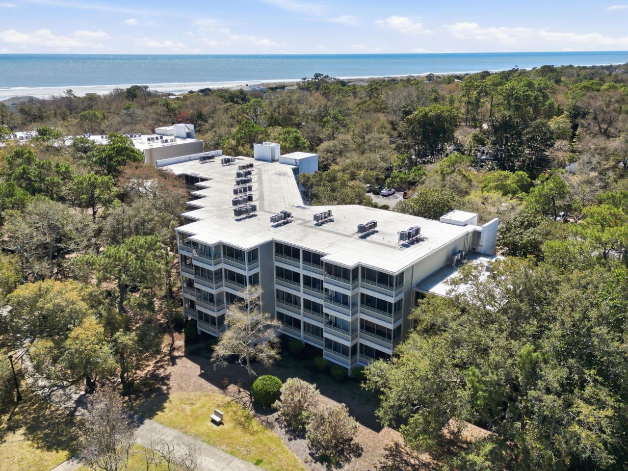 415 Ocean Creek Dr.  Photo 5