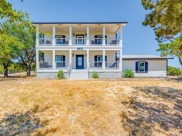 1805 Spring Valley DR , Dripping Springs, TX 78620