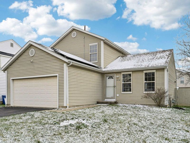 3936 Highland Bluff Drive, Groveport, OH 43125 Photo 1