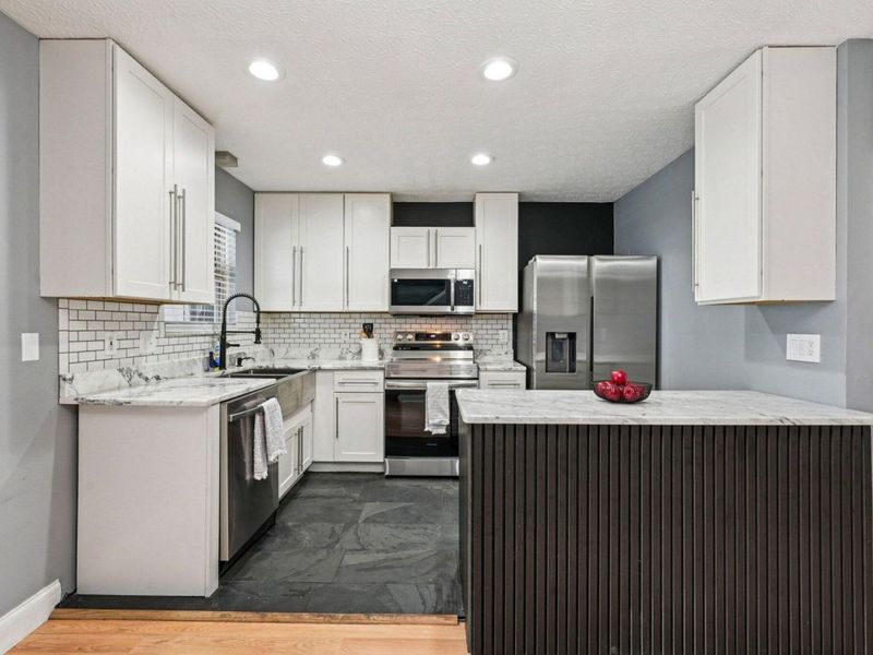 3936 Highland Bluff Drive, Groveport, OH 43125 Photo 9