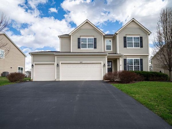 6207 Weeping Rock Drive , Lewis Center, OH 43035