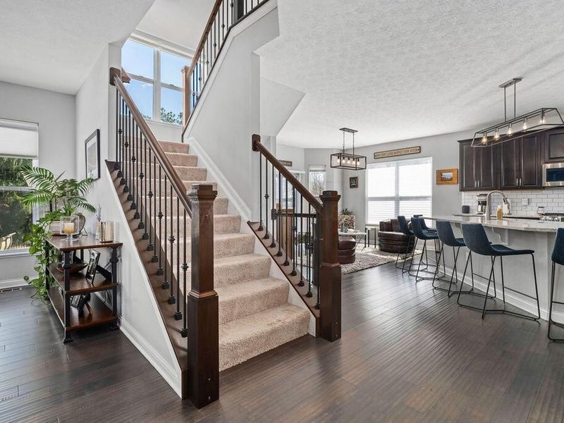 6207 Weeping Rock Drive, Lewis Center, OH 43035 Photo 10