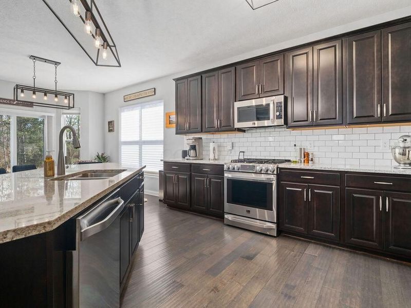 6207 Weeping Rock Drive, Lewis Center, OH 43035 Photo 4