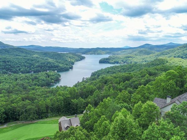 V 15 Village Club Drive, Clayton, GA 30525