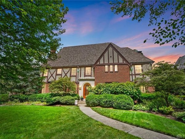 133 Hadley Road, Oakwood, OH 45419