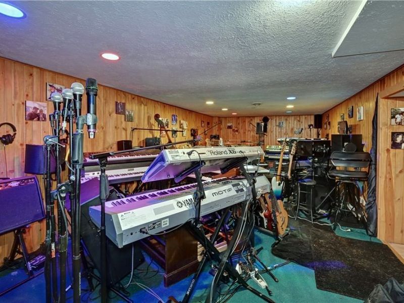 186 S Main Street, Hudson, OH 44236 Photo 28