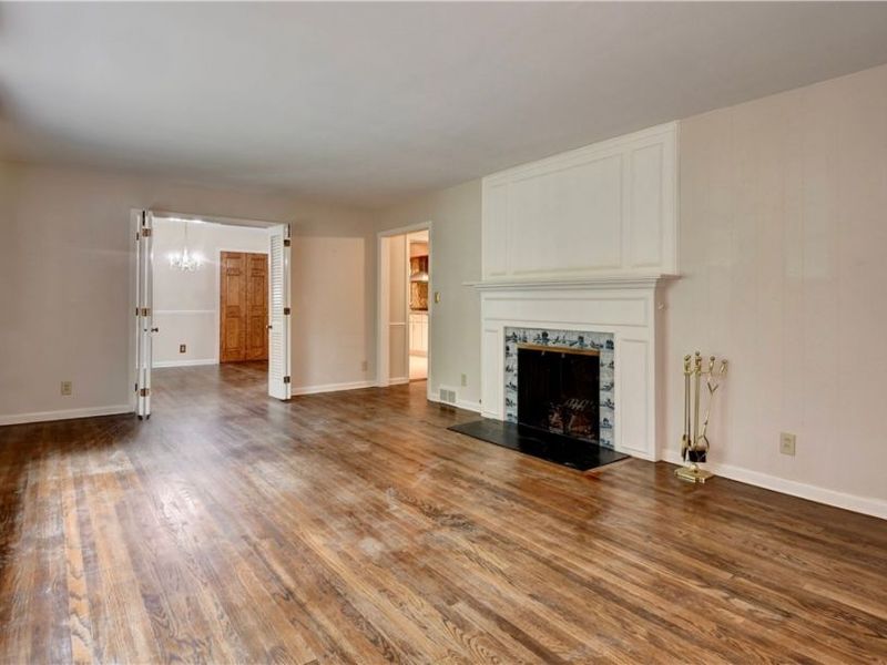 186 S Main Street, Hudson, OH 44236 Photo 8