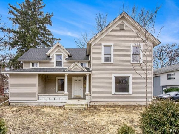 1017 Washtenaw Road, Ypsilanti, MI 48197