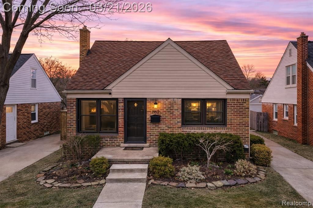 1162 W 11 Mile Road, Berkley, MI 48072 Main Photo