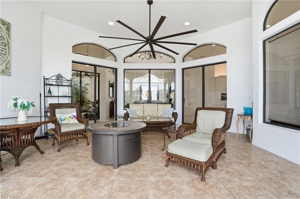 1929 Palaco Grande Pkwy, Cape Coral, FL 33904 Photo