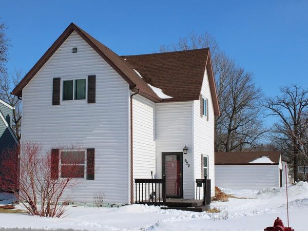 622 Saint Paul Avenue S, Thief River Falls, MN 56701