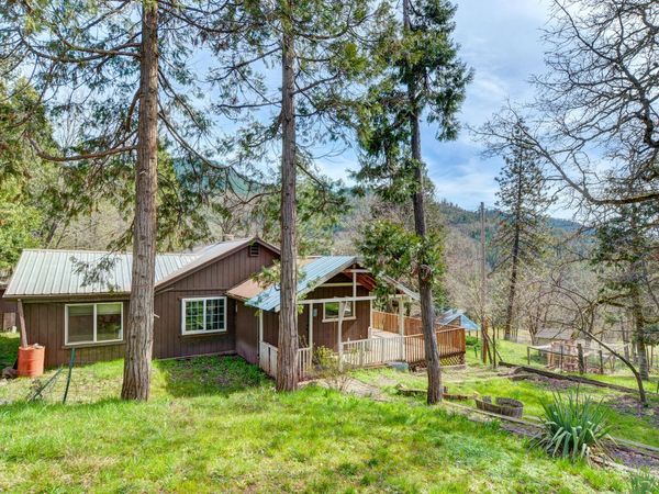 5492 Highway 227, Trail, OR 97541