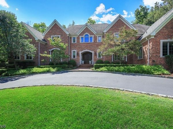 6 Thistle Ln, Warren, NJ 07059