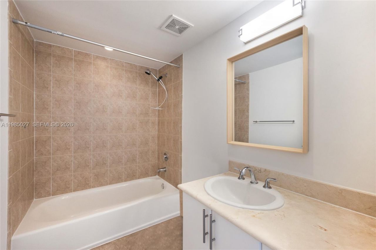 10350 W Bay Harbor Dr , Unit 9N, Bay Harbor Islands, FL 33154 Photo