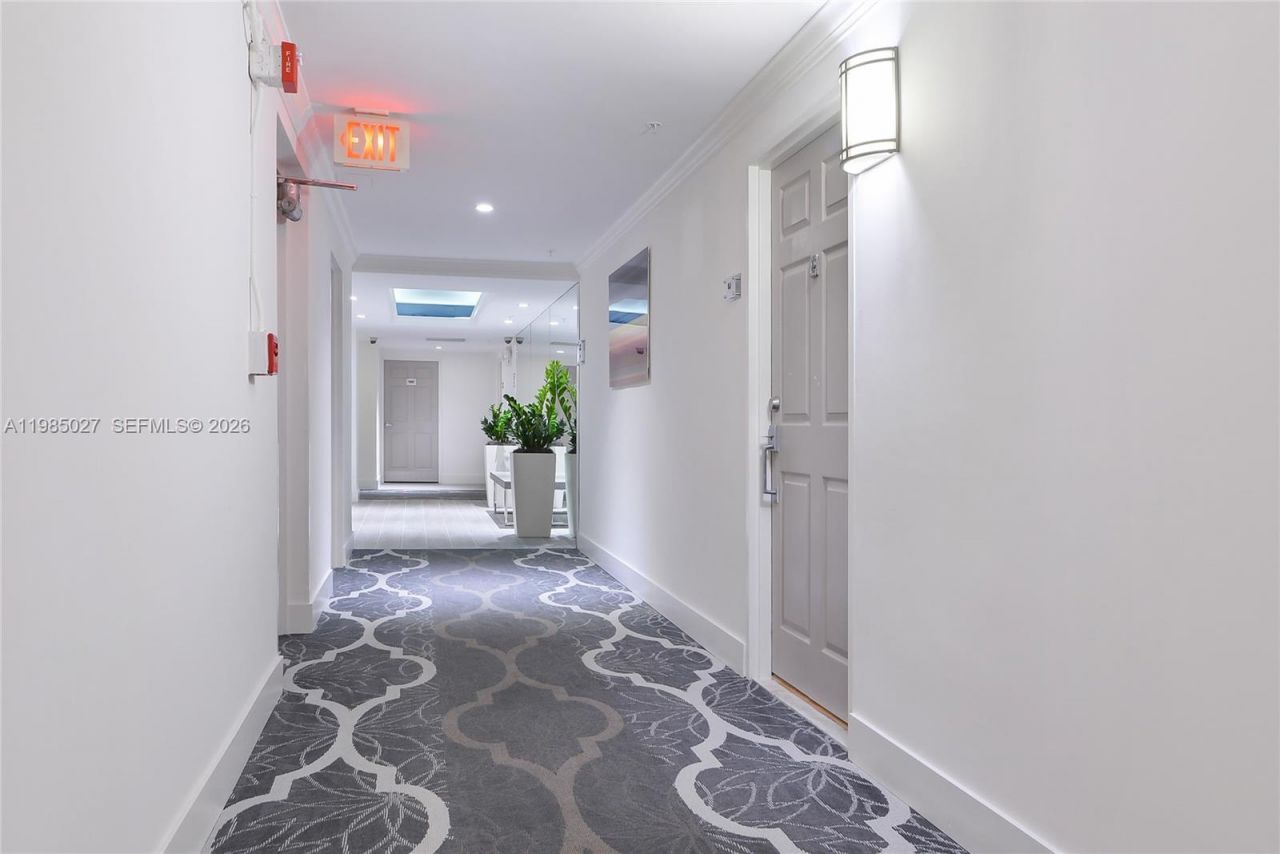 10350 W Bay Harbor Dr , Unit 9N, Bay Harbor Islands, FL 33154 Photo