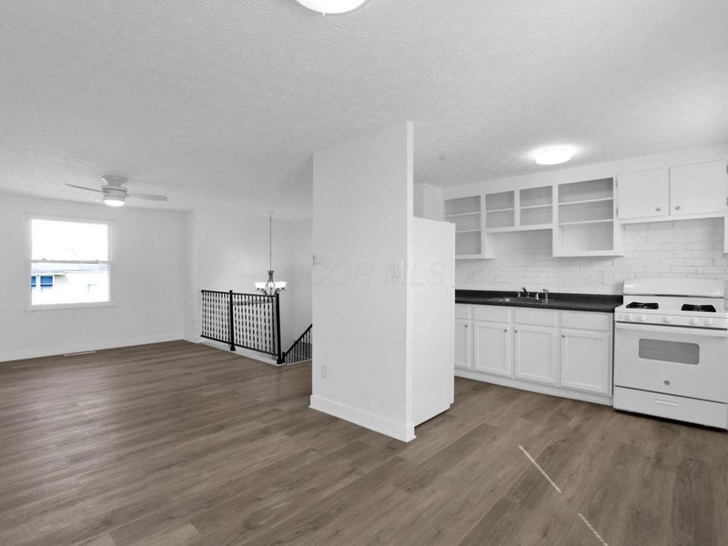 3314 Fontaine Road, Columbus, OH 43232 Photo 8