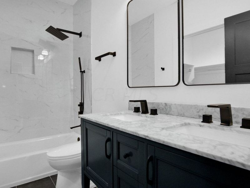 1884 Poplar Place , Lewis Center, OH 43035 Photo 6