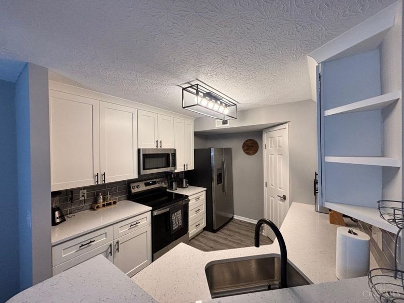 6101 Brooktree Court, Unit 101, Miami Twp, OH 45150 Photo 13