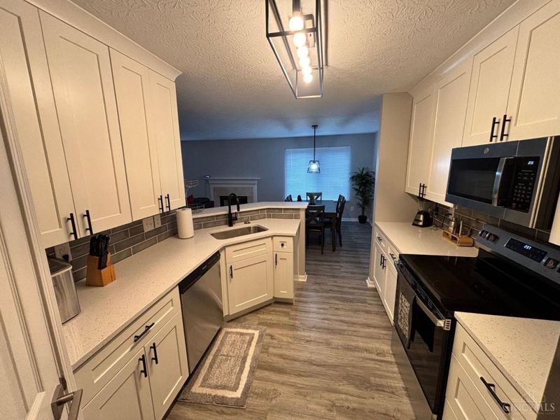 6101 Brooktree Court, Unit 101, Miami Twp, OH 45150 Photo 15