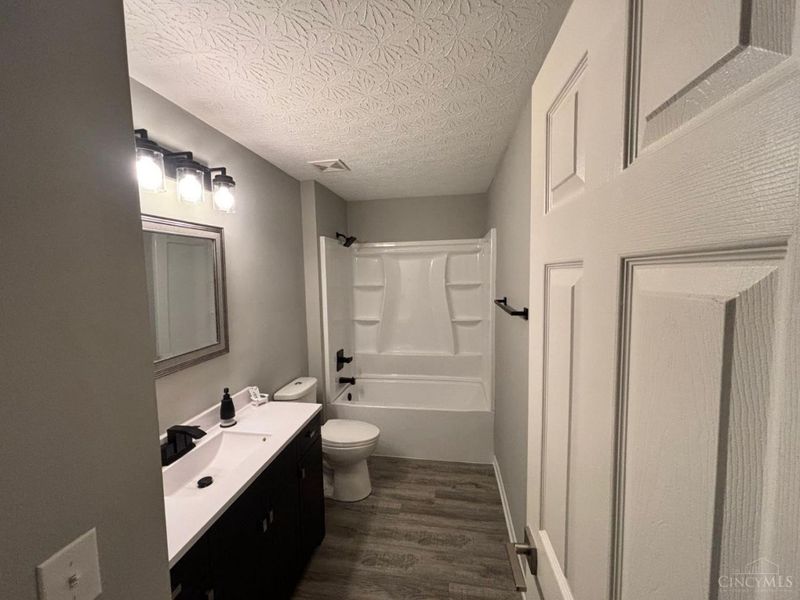 6101 Brooktree Court, Unit 101, Miami Twp, OH 45150 Photo 40