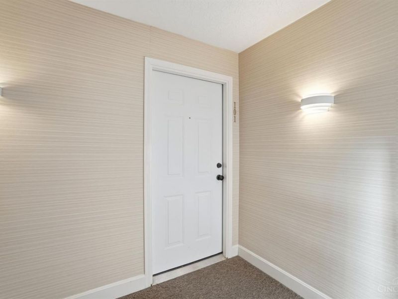 6101 Brooktree Court, Unit 101, Miami Twp, OH 45150 Photo 7