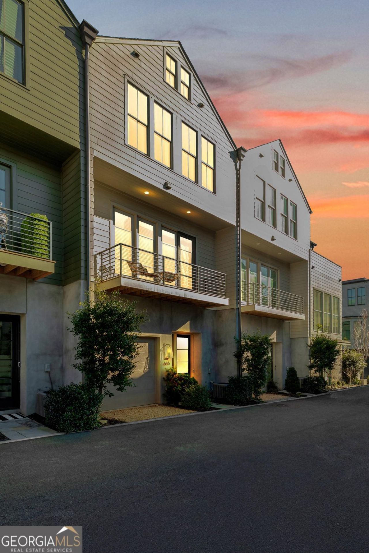 686 Exchange Street Se, Atlanta, GA 30315 Main Photo