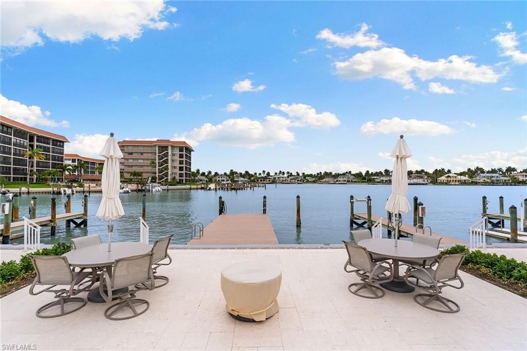 2850 Gulf Shore Blvd N, Unit 106, Naples, FL 34103 Photo