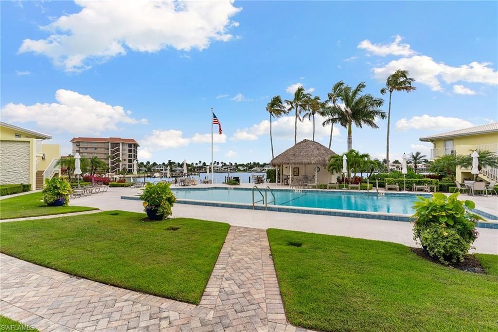 2850 Gulf Shore Blvd N, Unit 106, Naples, FL 34103 Photo