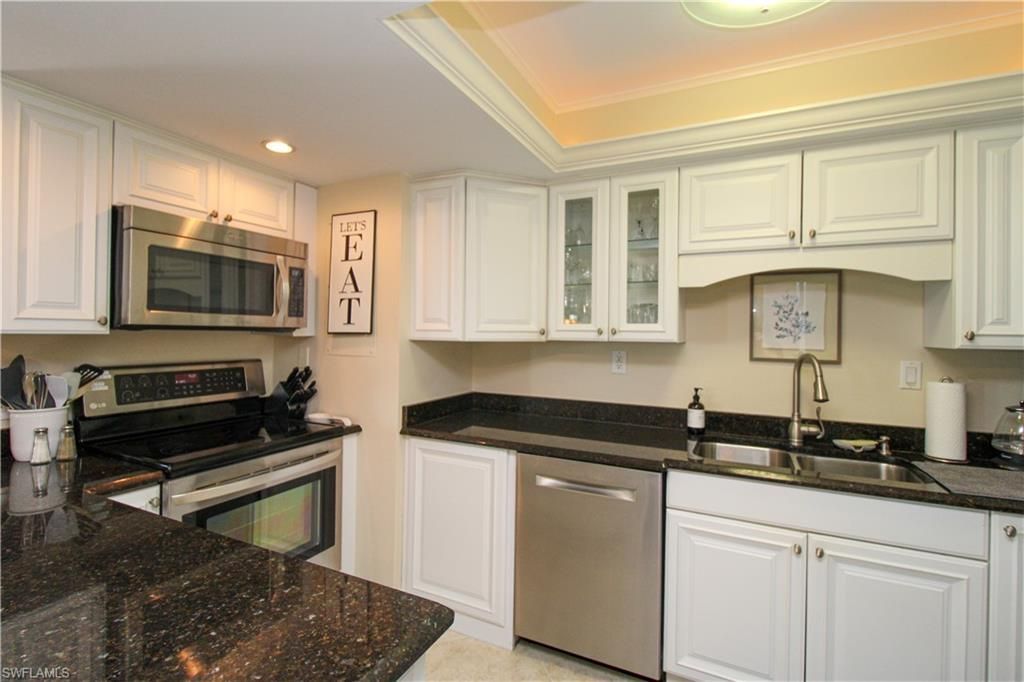 3443 Gulf Shore Blvd N, Unit 213, Naples, FL 34103 Photo