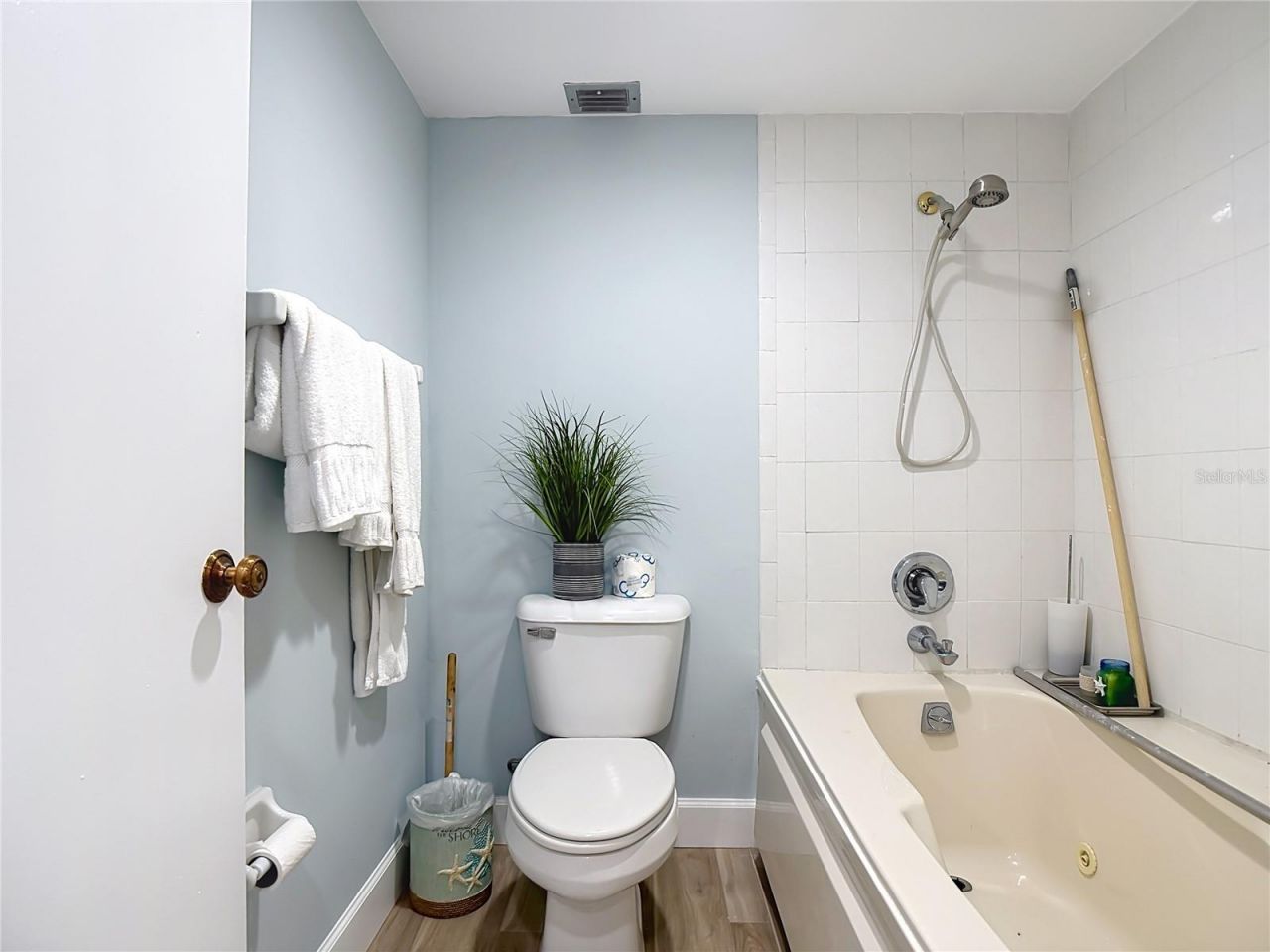 7500 Estero Boulevard , Unit 302, Fort Myers Beach, FL 33931 Photo