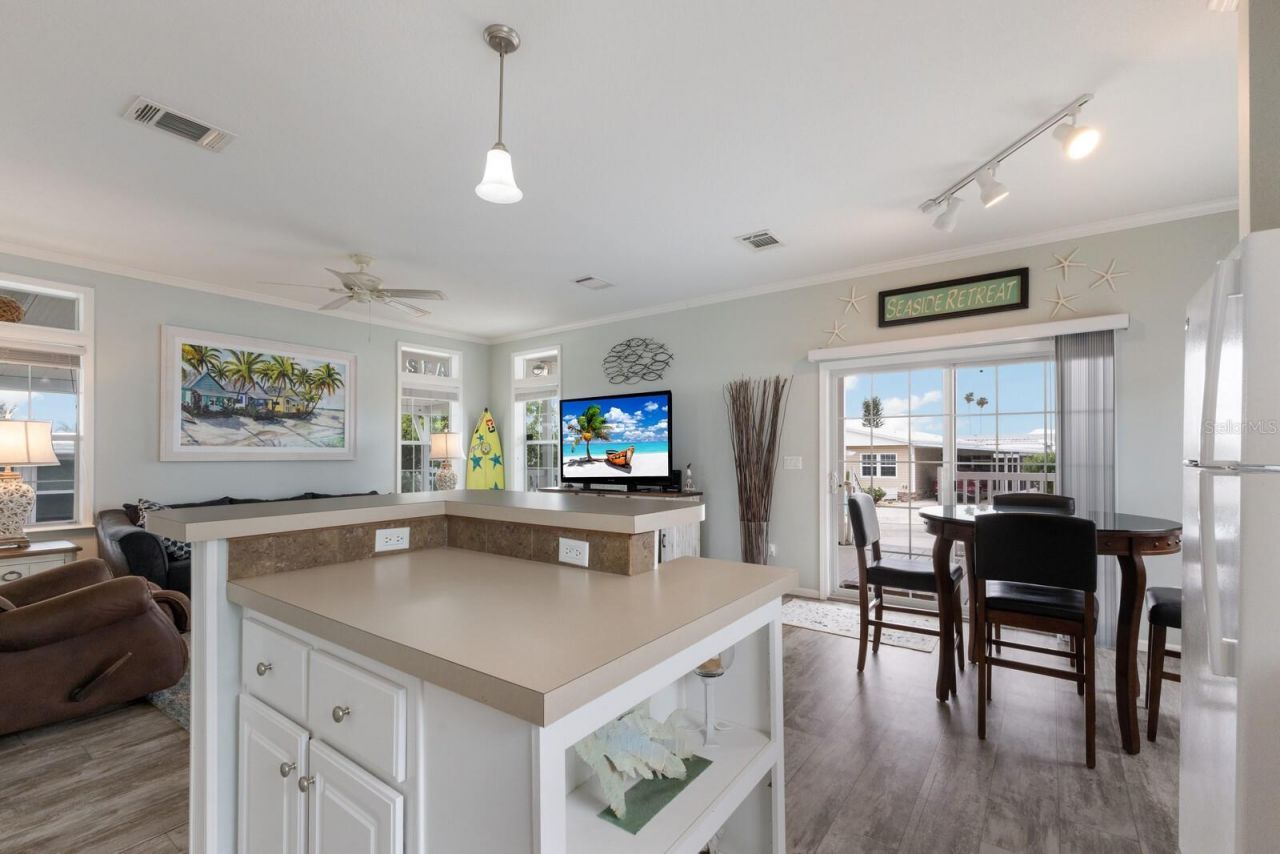 1316 28th Avenue Drive W, Palmetto, FL 34221 Photo