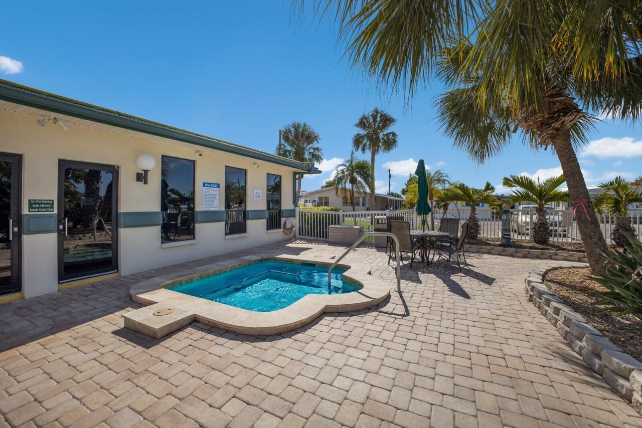 1316 28th Avenue Drive W, Palmetto, FL 34221 Photo