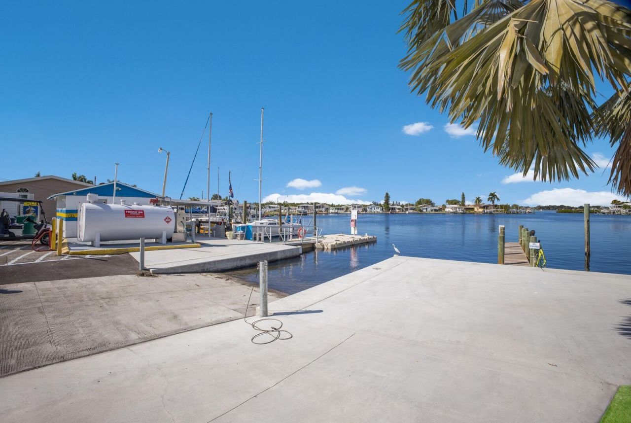 1316 28th Avenue Drive W, Palmetto, FL 34221 Photo