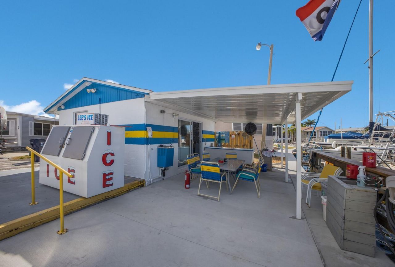 1316 28th Avenue Drive W, Palmetto, FL 34221 Photo