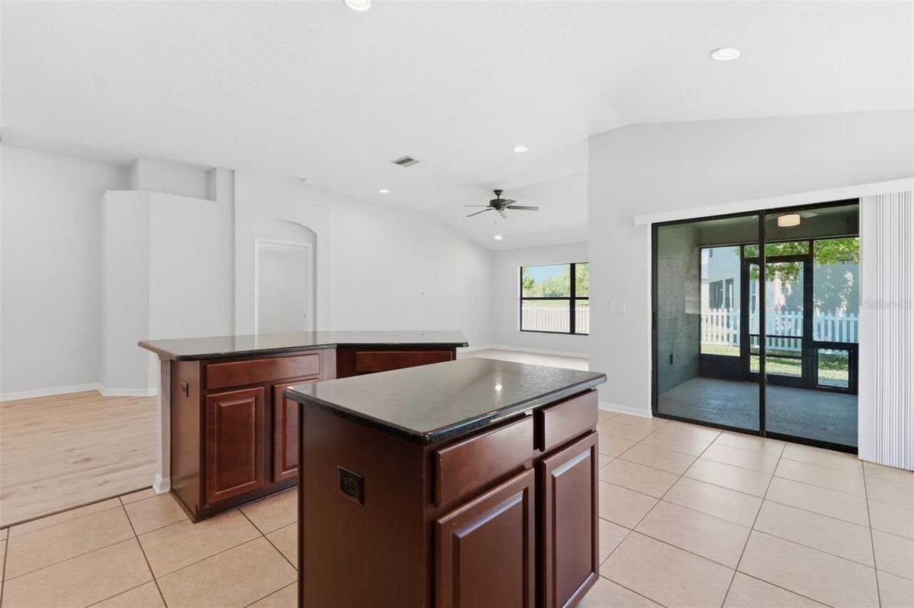 32111 Garden Alcove Loop, Wesley Chapel, FL 33545 Photo