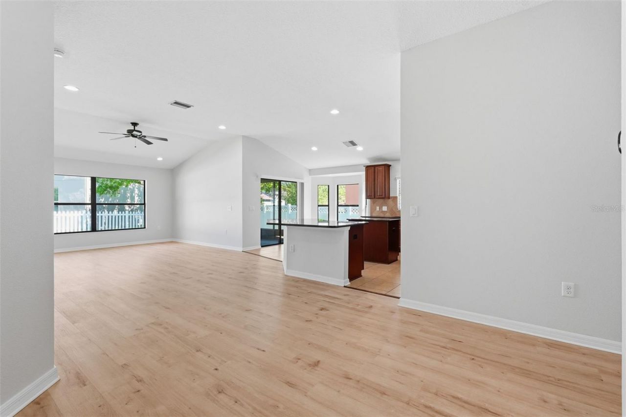 32111 Garden Alcove Loop, Wesley Chapel, FL 33545 Photo