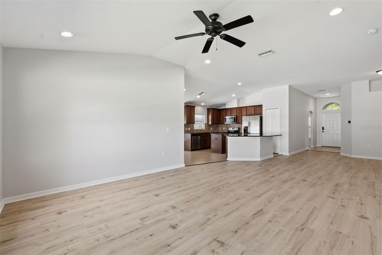 32111 Garden Alcove Loop, Wesley Chapel, FL 33545 Photo