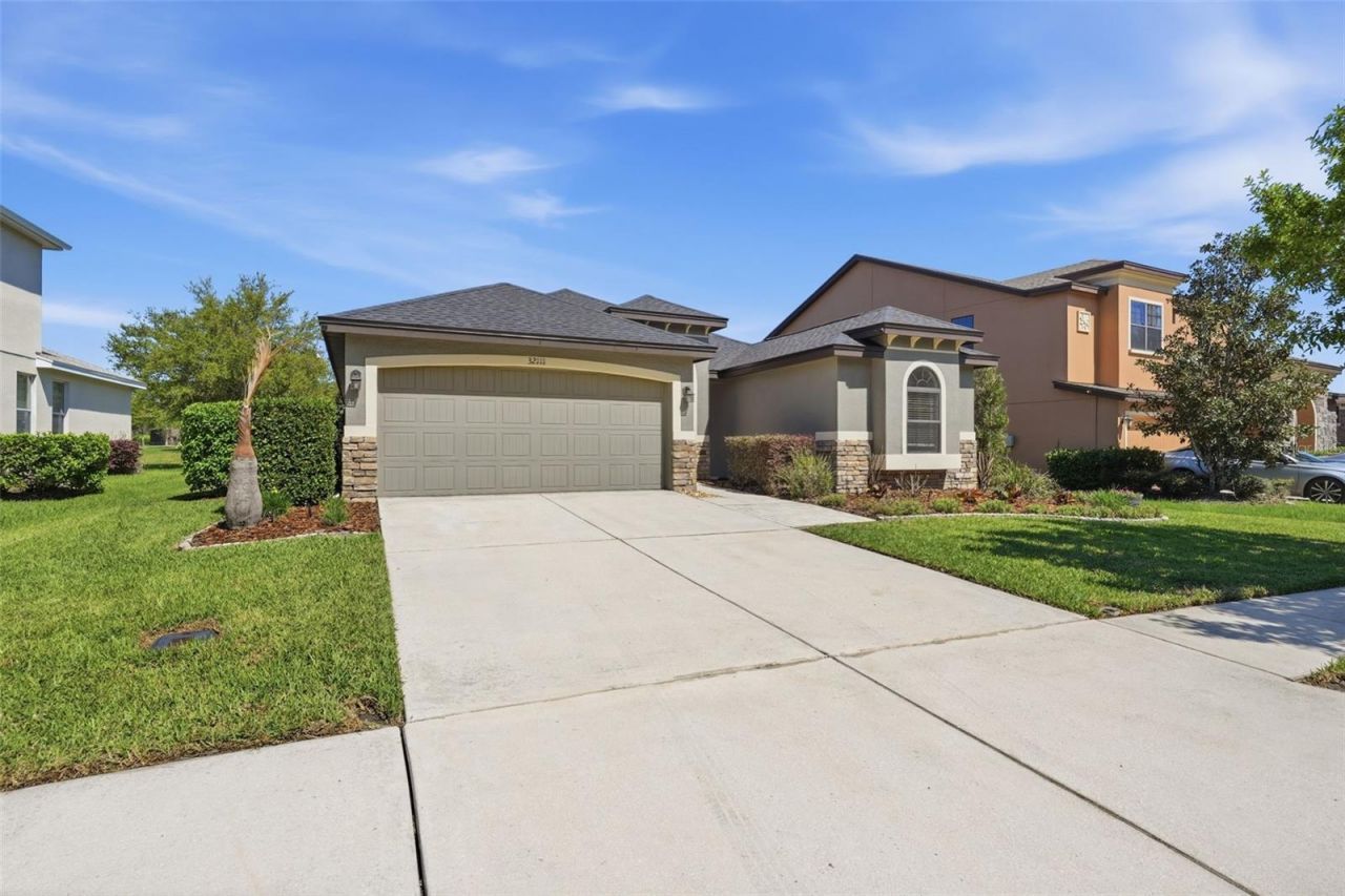 32111 Garden Alcove Loop, Wesley Chapel, FL 33545 Photo