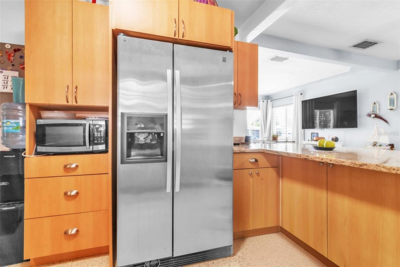 4101 Yardley Avenue N, Saint Petersburg, FL 33713 Photo