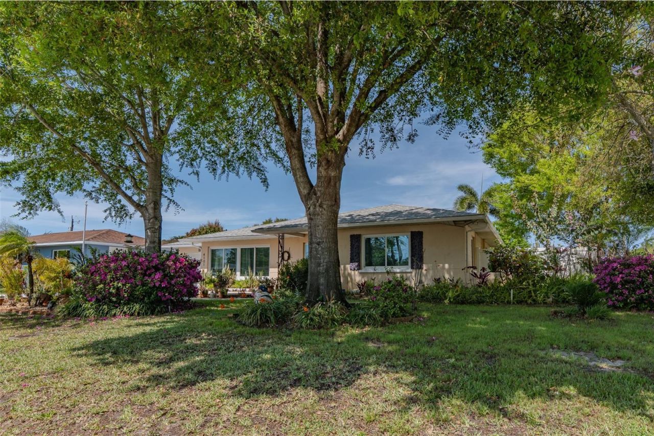 4101 Yardley Avenue N, Saint Petersburg, FL 33713 Photo