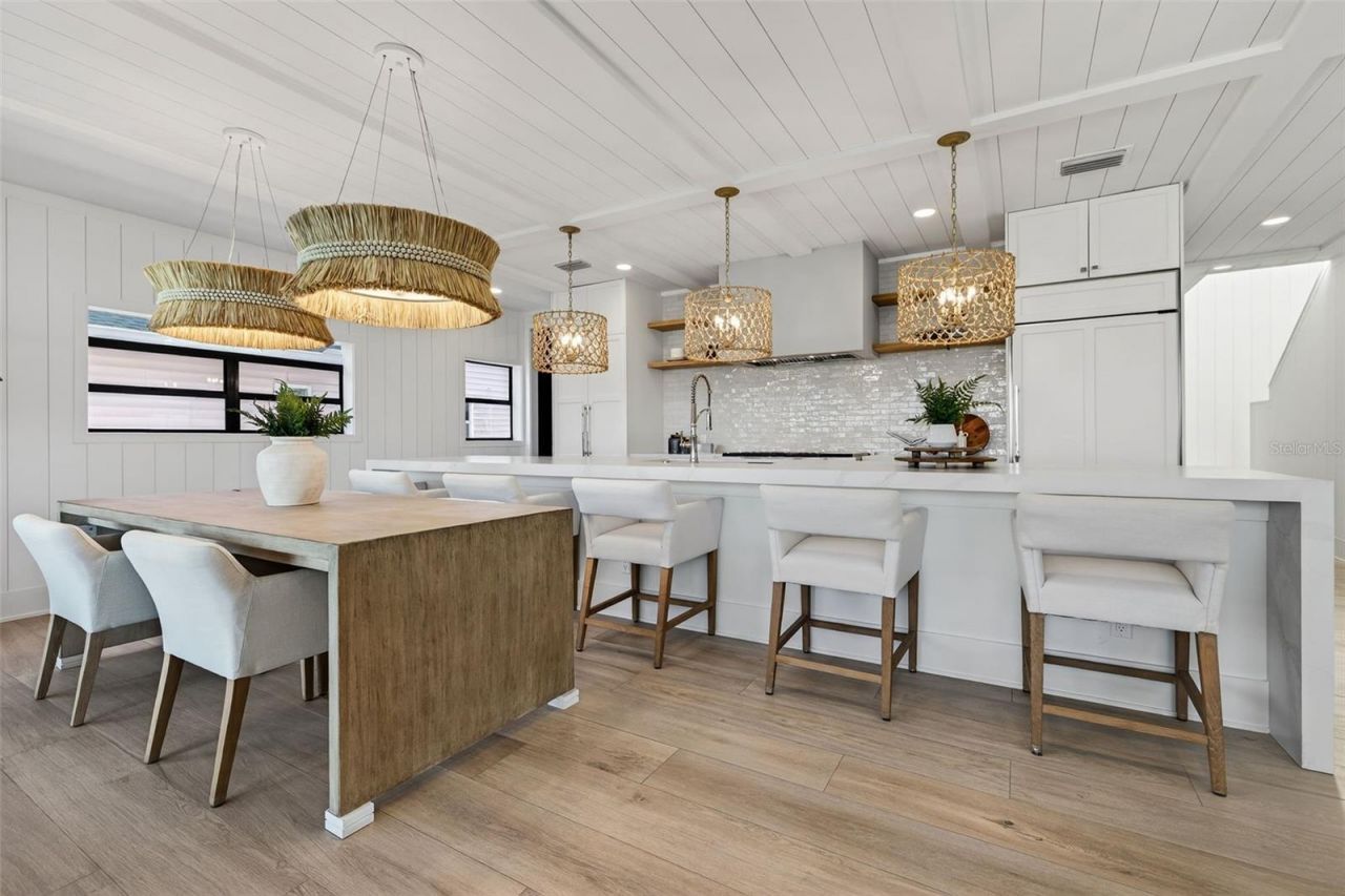 8505 Blind Pass Drive, Treasure Island, FL 33706 Photo