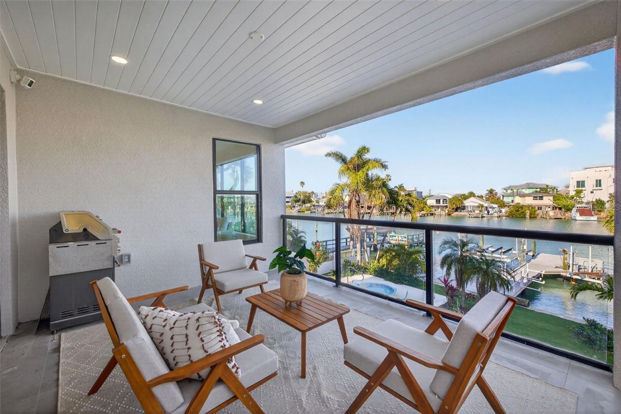 8505 Blind Pass Drive, Treasure Island, FL 33706 Photo