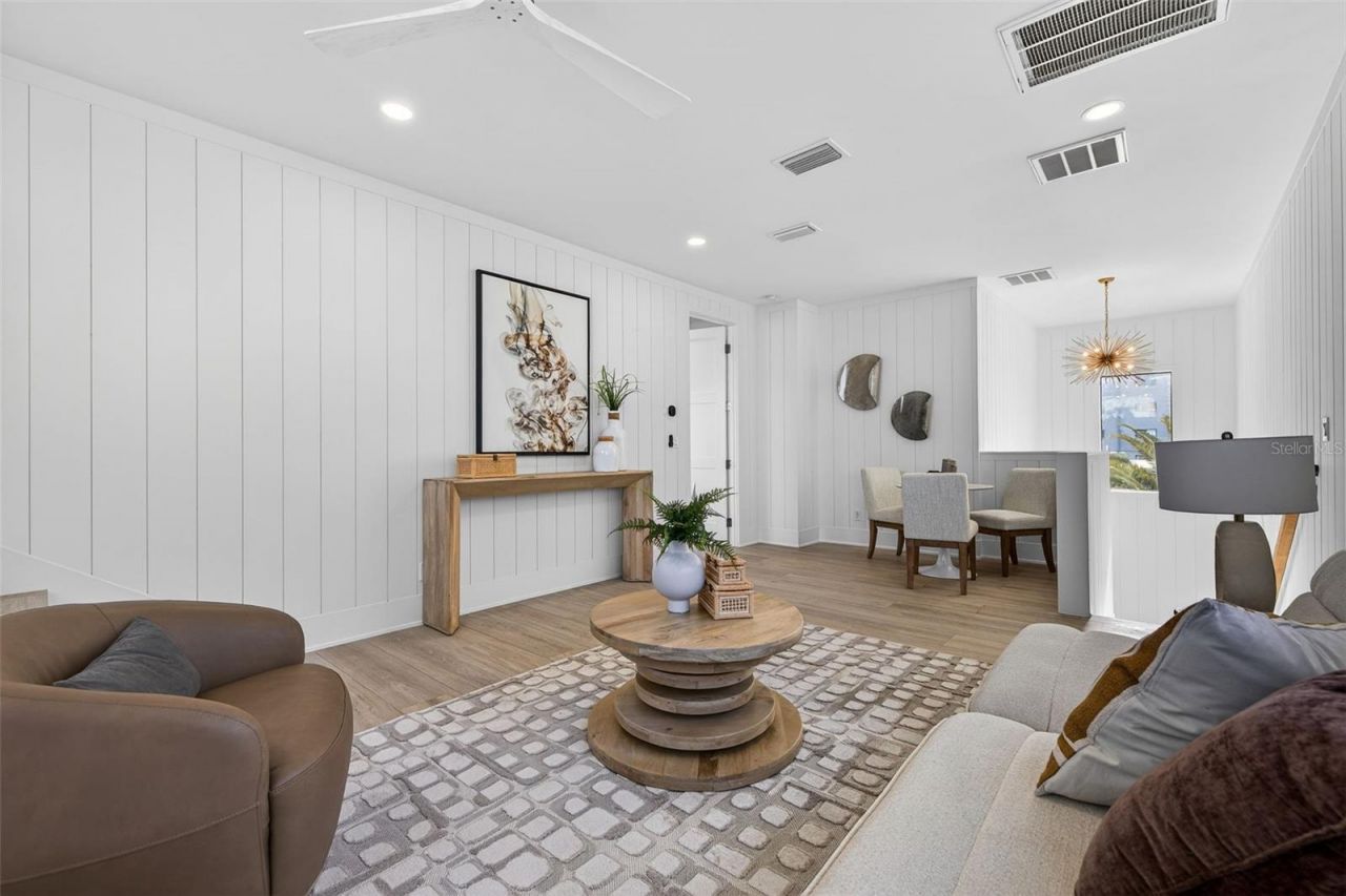 8505 Blind Pass Drive, Treasure Island, FL 33706 Photo