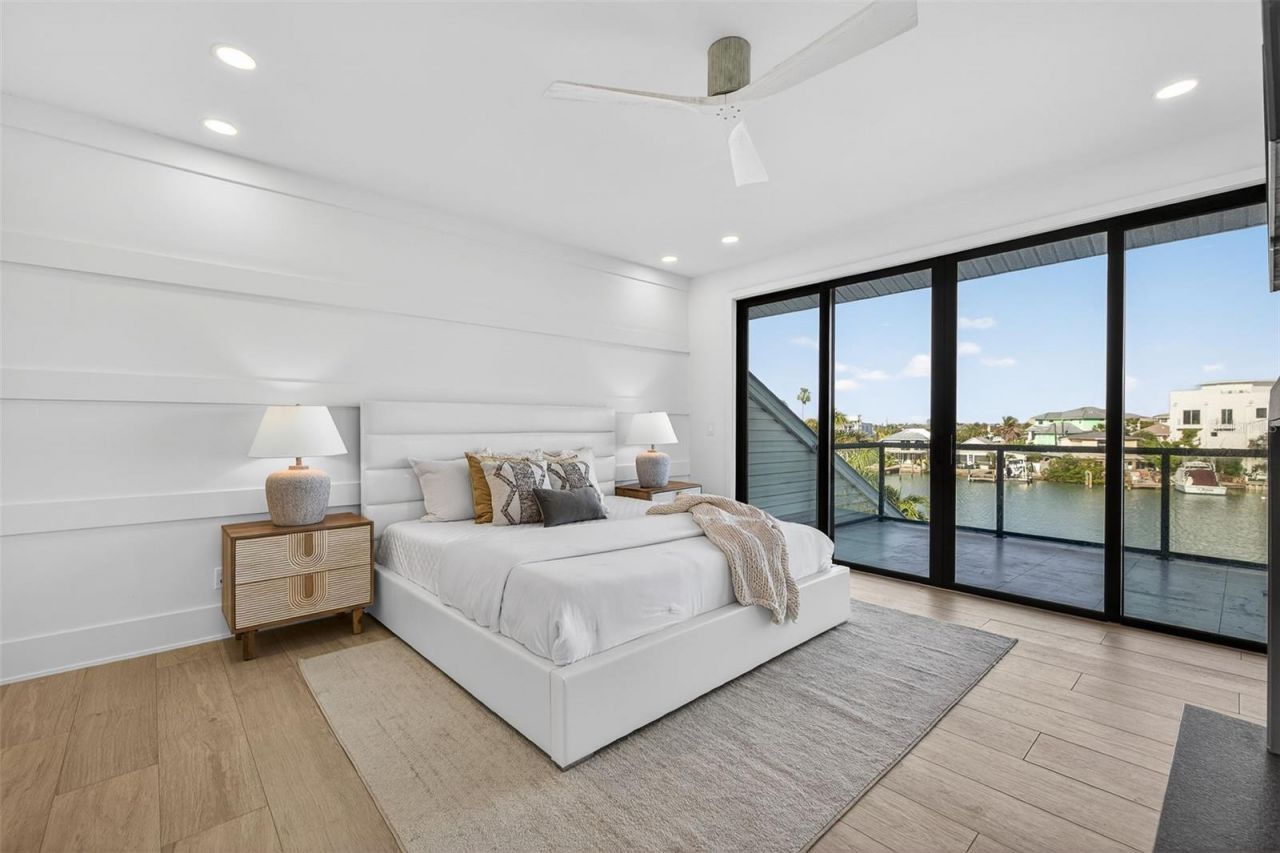 8505 Blind Pass Drive, Treasure Island, FL 33706 Photo