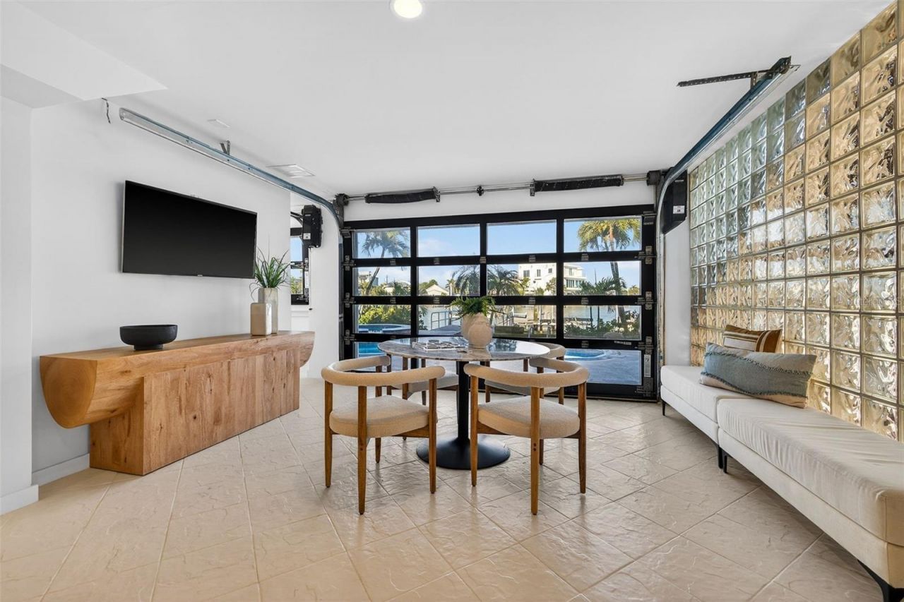 8505 Blind Pass Drive, Treasure Island, FL 33706 Photo