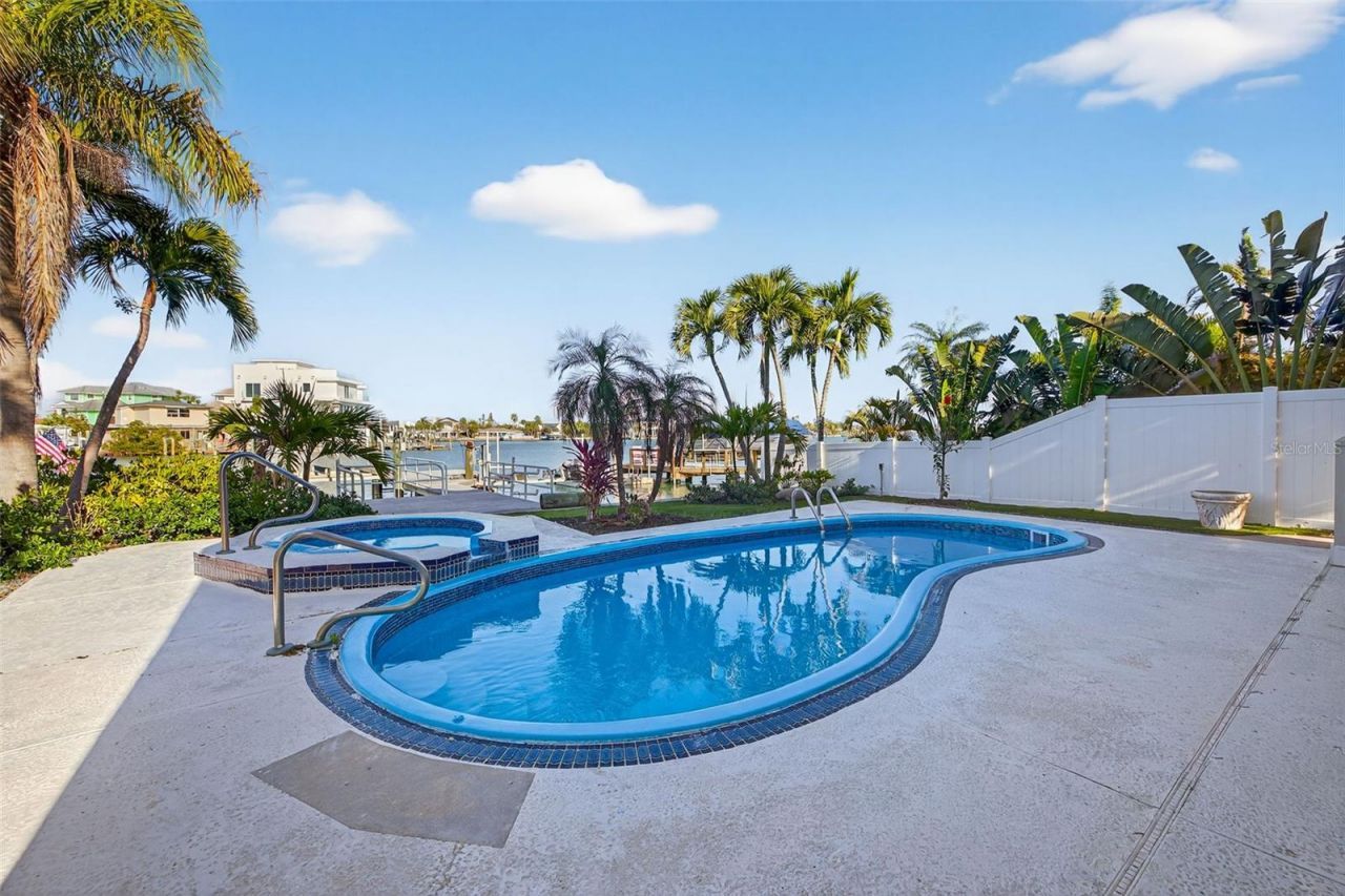8505 Blind Pass Drive, Treasure Island, FL 33706 Photo