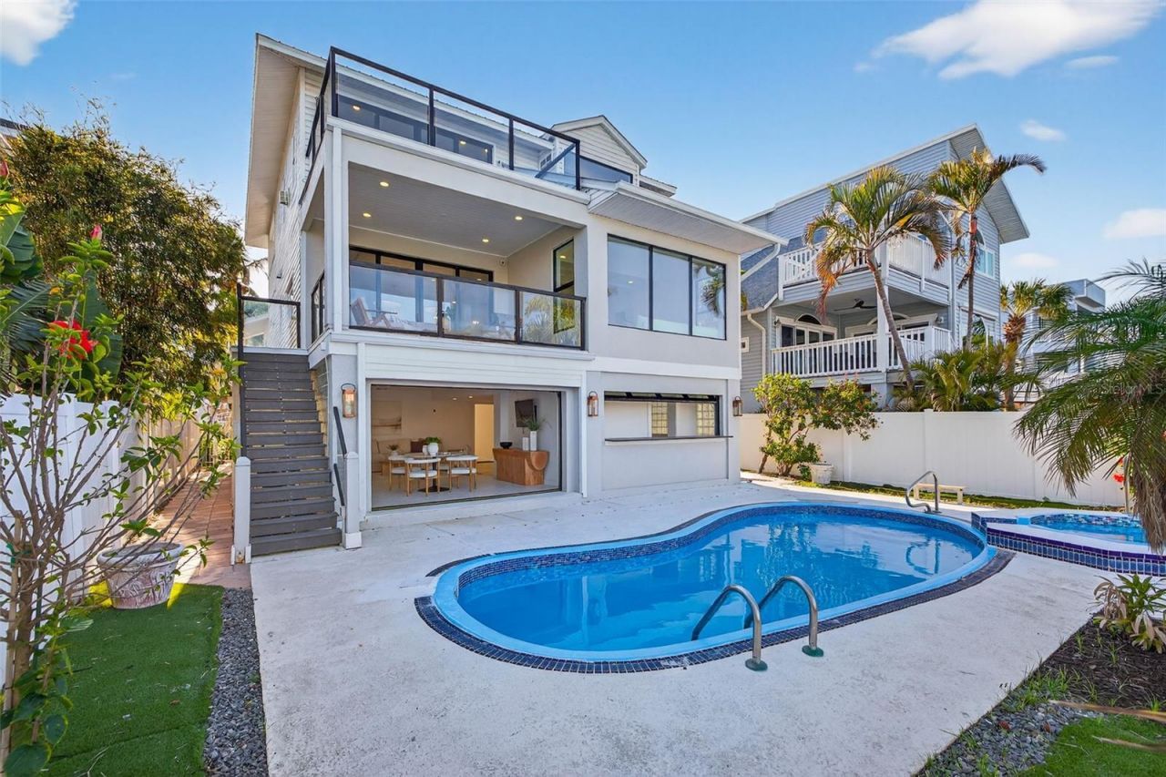 8505 Blind Pass Drive, Treasure Island, FL 33706 Photo