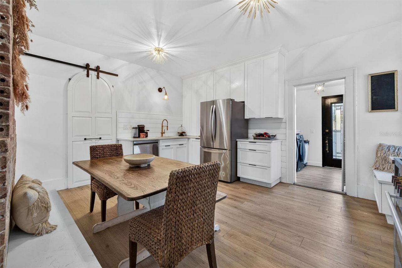 6566 1st Avenue S, Saint Petersburg, FL 33707 Photo